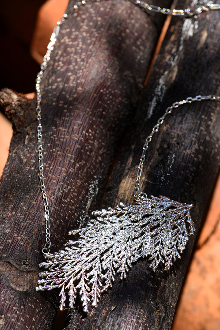 Colar renda portuguesa - The Leaf®