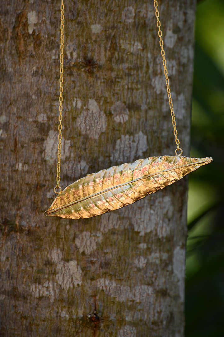 Colar mangueira folha grande- The Leaf®