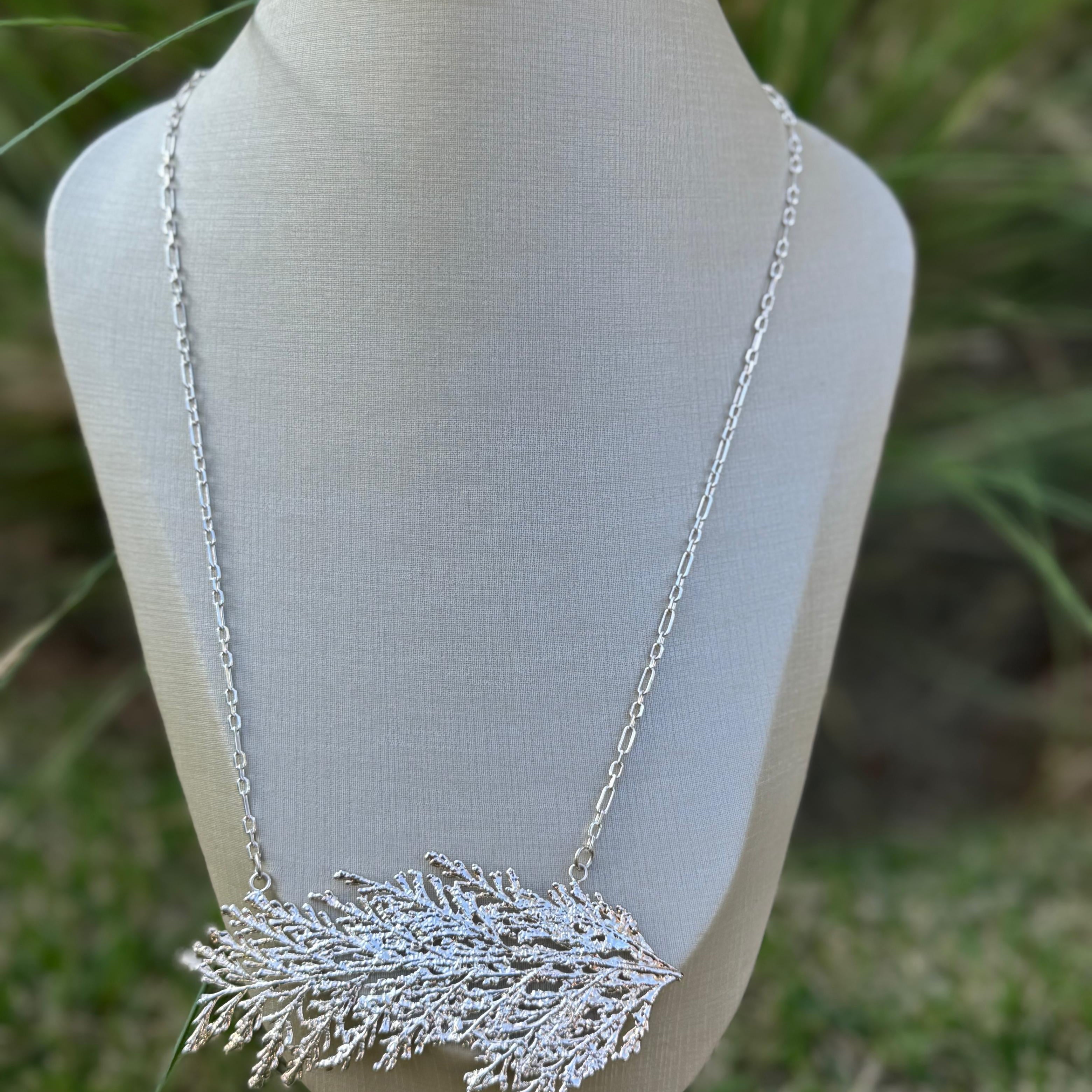 Colar renda portuguesa - The Leaf®